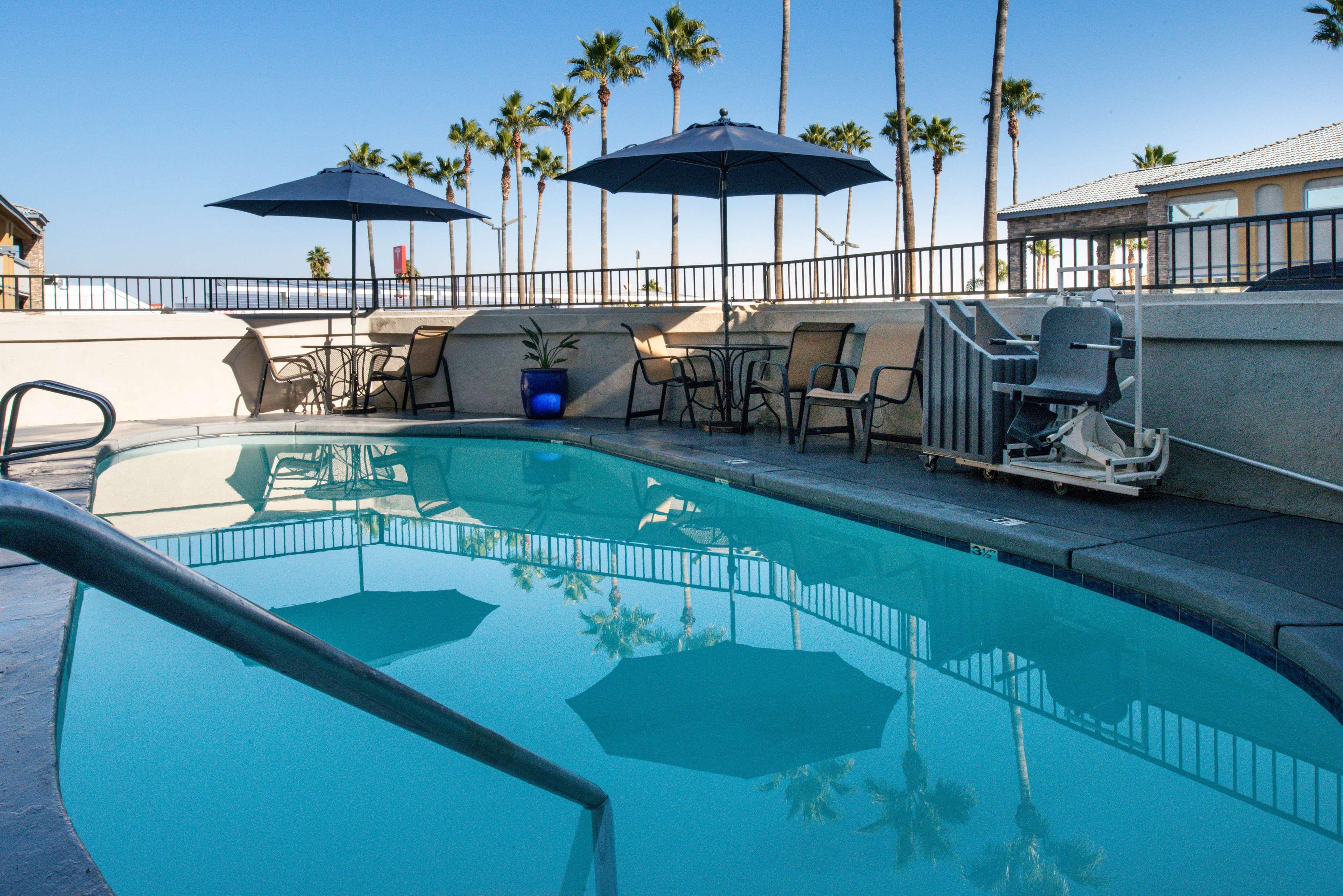 Best Western Kettleman City Inn & Suites Zewnętrze zdjęcie