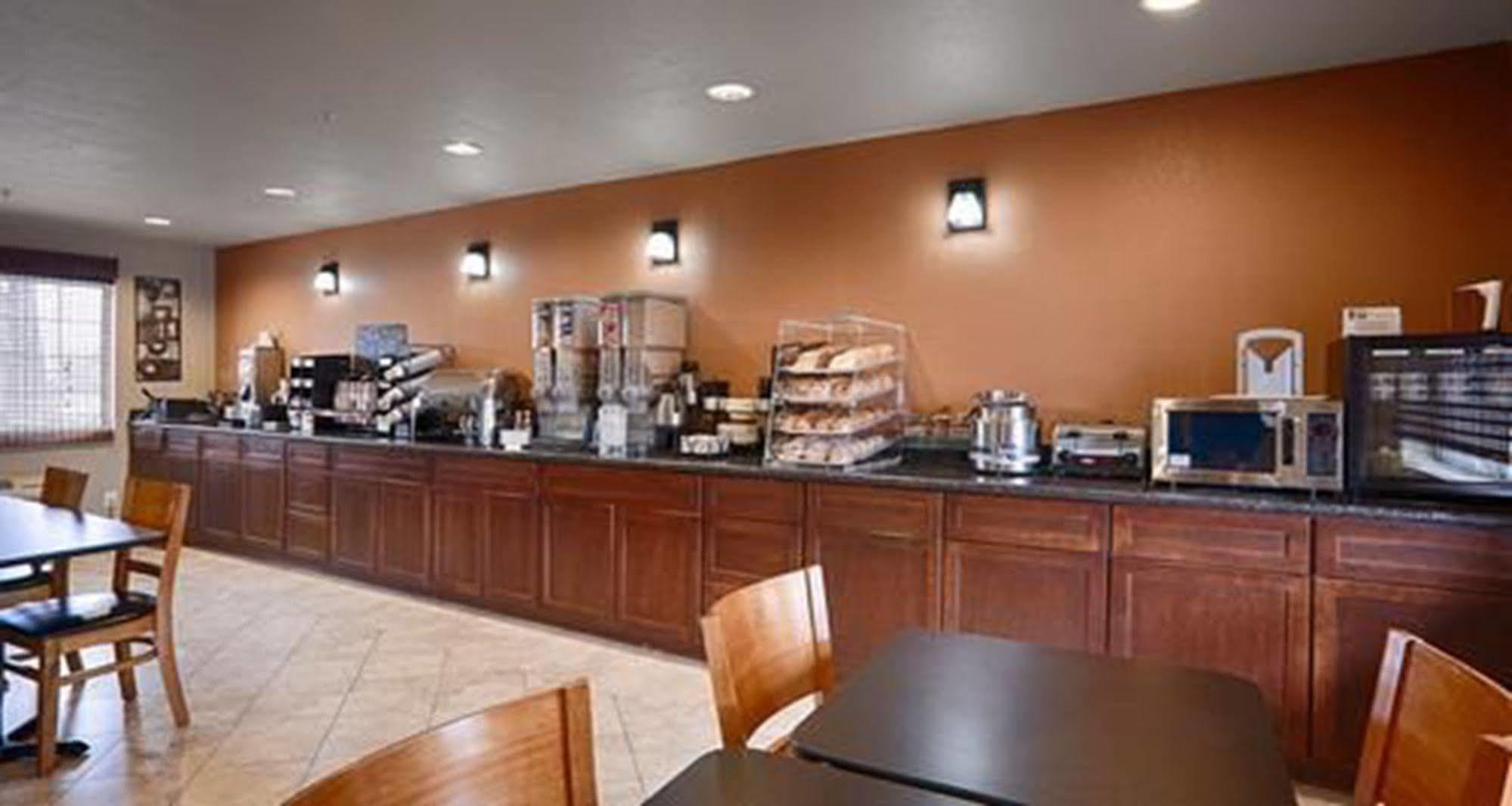 Best Western Kettleman City Inn & Suites Zewnętrze zdjęcie